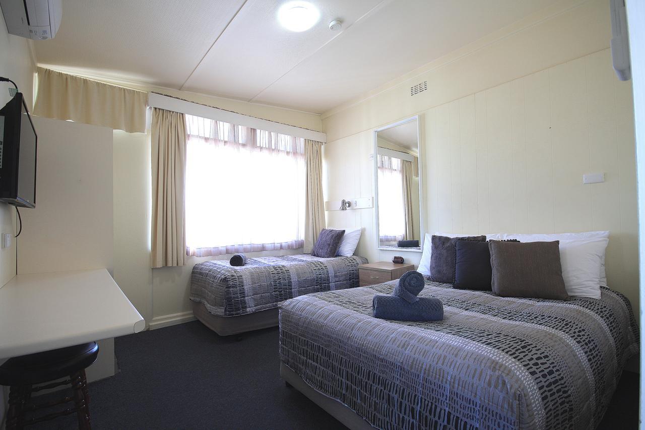 Hi Way Motor Inn Yass Extérieur photo