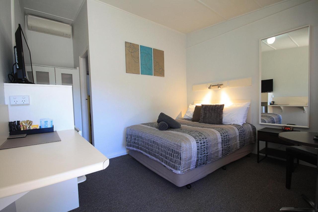 Hi Way Motor Inn Yass Extérieur photo