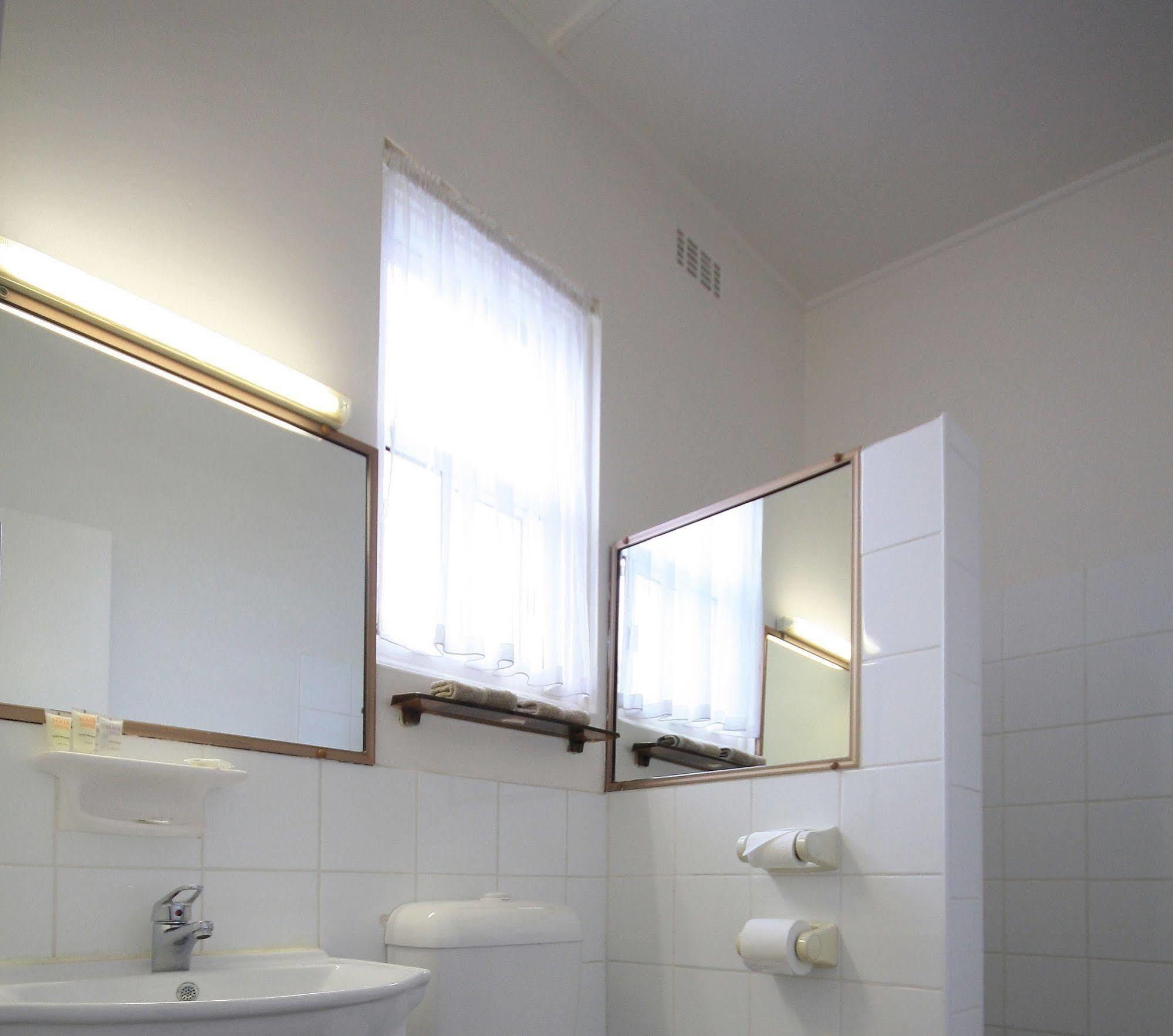 Hi Way Motor Inn Yass Extérieur photo