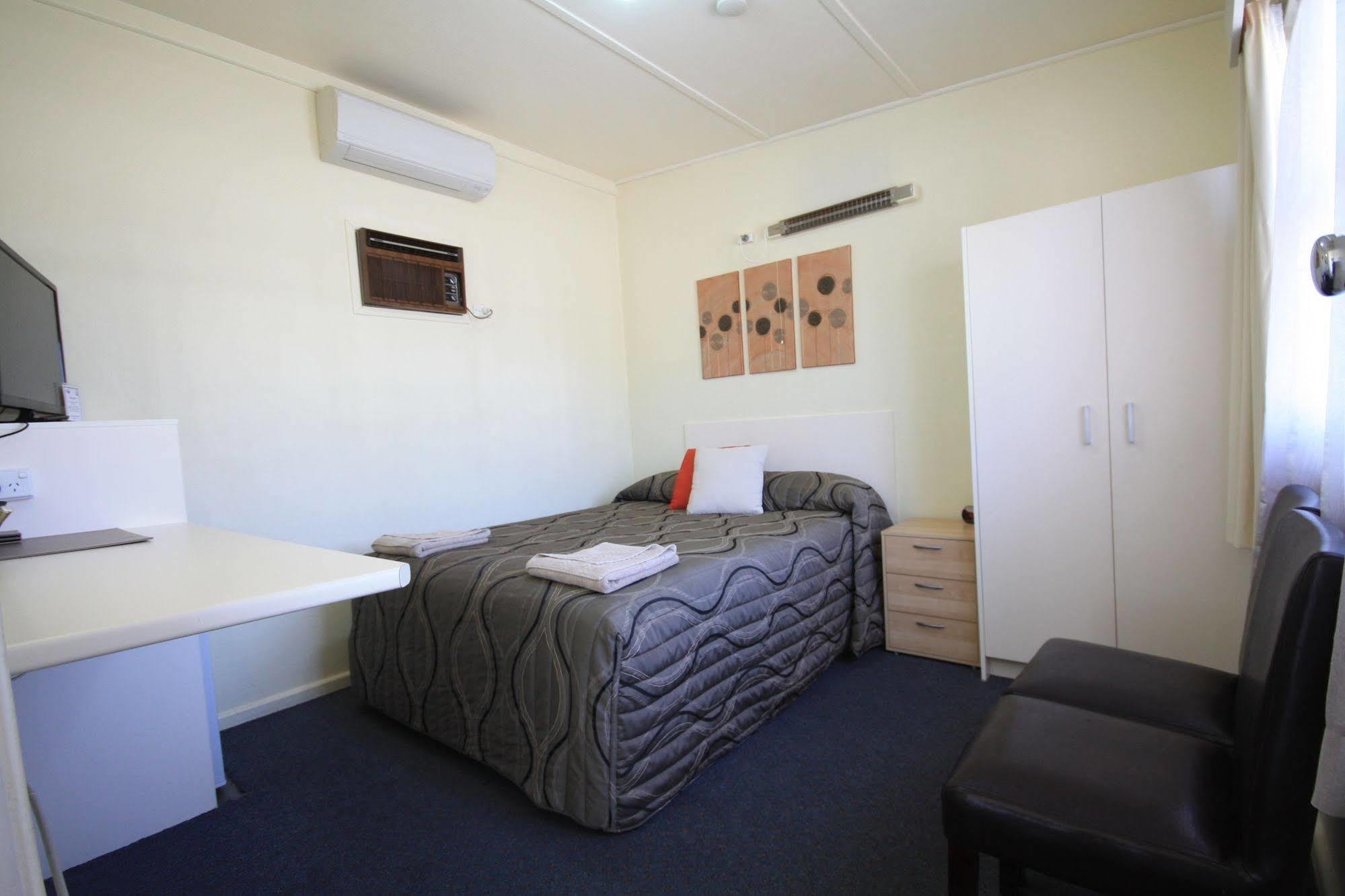 Hi Way Motor Inn Yass Extérieur photo