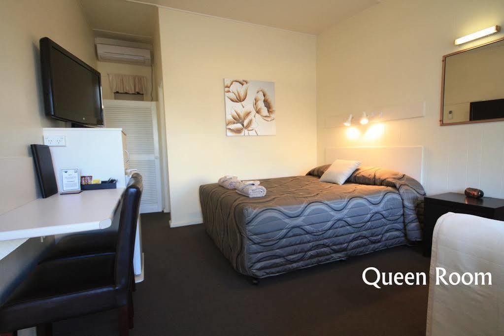 Hi Way Motor Inn Yass Extérieur photo